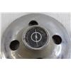 Image 2 : (4) 1970-73 Opel GT Hubcaps