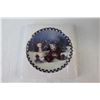 Image 4 : (2) Christmas Themed Collector Plates - Sealed