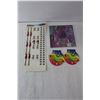 Image 2 : Stickers, Markers, Glow Bracelet, Envelopes, Plastic Insects, etc.