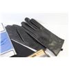 Image 4 : New Mountain Warehouse - Women's 3/4 Length Tights (Size 14) - Ladies Leather Gloves (Size 7 1/2) - 