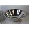 Image 3 : (4) Stainless Steel Mixing Bowls