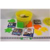 Image 1 : Pegboard & Bead Art Sets in Bulk Container - DC Superheroes Designs