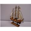 Image 3 : Wood Decorative Sailboat "Maui" 9" long