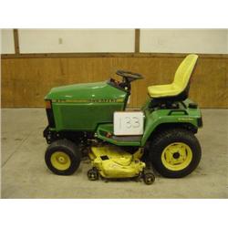 John Deere 425