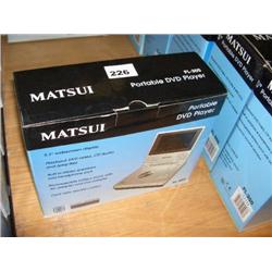 MATSUI 5.3" PORTABLE DVD PLAYER