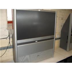 TOSHIBA 42PW33P PROJECTION SCREEN TV