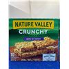Image 2 : Nature Valley Crunchy Oats n' Honey Granola Bars (2 x 10)