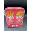 Image 1 : Pocky Strawberry Biscuit Sticks (10 x 33g)