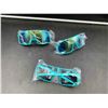 Image 2 : Truly Hard Seltzer Sunglasses 3pk