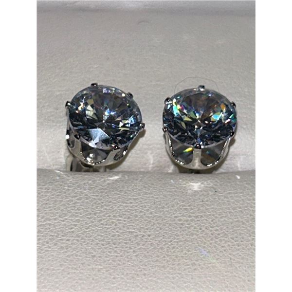 Sterling Silver 1.0 Carat Brilliant Cut Solitaire Std earring Set