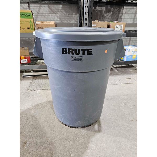 Rubbermaid® Brute® Trash Can - 55 Gallon, Gray with Lid