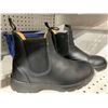 Image 3 : Aquatherm black slip on boots size 9