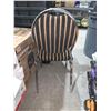 Image 3 : Lot of 10 Upholstered Banquet Chairs