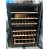 Image 3 : Frigidaire mini wine / drink fridge 21.5"Wx22.25"Dx33.5"H