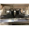 Image 3 : Aquatherm black slip on boots size 8