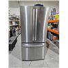 Image 3 : * NEW  Scratch & Dent * GE GWE19JYLFS Full Size Refrigerator, 33 inch Width, ENERGY STAR Certified, 