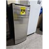 Image 2 : * NEW  Scratch & Dent * Frigidaire 6.5 Cu. ft. Upright Freezer, Platinum