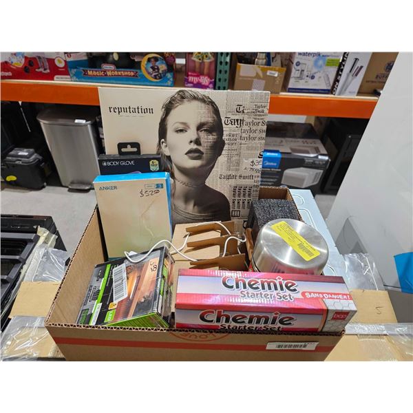 Lot of assorted Household Goods