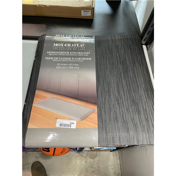 Mon Chateau luxury collection kitchen mat 20"x42"