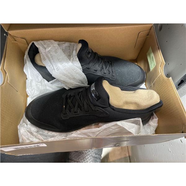 Skechers relaxed fit shoes mens size 10