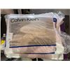 Image 1 : Calvin Klein luxury pillows, lot of 2 Queen size