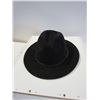Image 1 : Black Hat