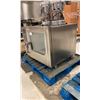 Image 2 : HENNY PENNY SMARTCOMBI STAINLESS STEEL DIGITAL DISPLAY COMMERCIAL COMBI OVEN ( ESC610560-01 )
