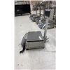 Image 2 : DIGI ( SM-720P ) STAINLESS STEEL DIGITAL DISPLAY COMMERCIAL DELI SCALE WITH RAISE CLIENT DISPLAY
