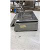 Image 2 : DIGI ( SM 720 ) STAINLESS STEEL DIGITAL DISPLAY COMMERCIAL DELI SCALE WITH REVERSE CLIENT DISPLAY