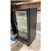 Image 2 : TRUE ( GDM-10HC-TSL01 ) SINGLE DOOR GLASS FRONT COMMERCIAL BEVERAGE COOLER