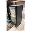 Image 2 : TRUE ( GDM-10HC-TSL01 ) SINGLE DOOR GLASS FRONT COMMERCIAL BEVERAGE COOLER