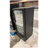 Image 2 : TRUE ( GDM-10HC-TSL01 ) SINGLE DOOR GLASS FRONT COMMERCIAL BEVERAGE COOLER
