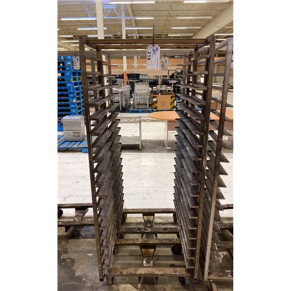 18 TRAY STEEL MOBILE COMMERCIAL BAKERS BREAD RACK *NO BAKING SHEETS*