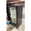Image 2 : TRUE ( GDM-10HC-TSL01 ) SINGLE DOOR GLASS FRONT COMMERCIAL BEVERAGE COOLER