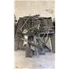 Image 2 : 3 SMALL PALLETS OF COMMERCIAL METAL SHELVING