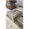 Image 2 : 2 PALLETS OF ASSORTED METAL GONDOLA SUPPORT BARS