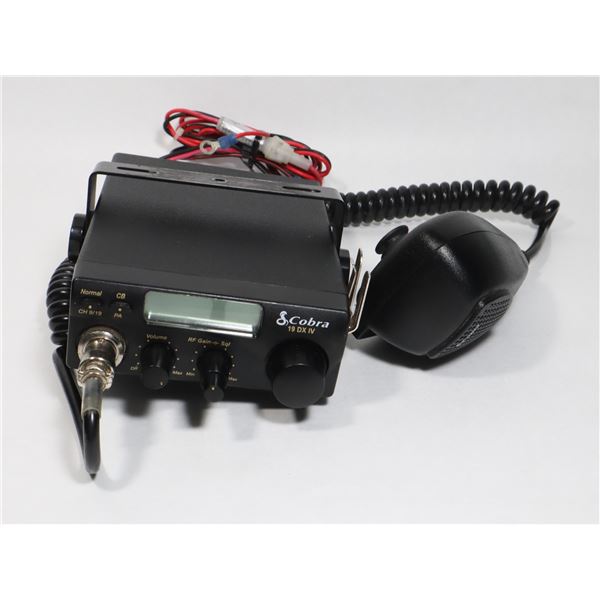 COBRA 40-CHANNEL COMPACT CB RADIO 19 DX IV