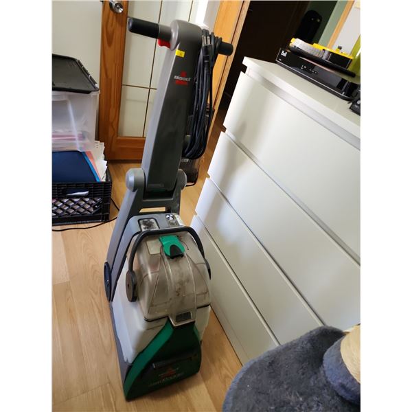 Bissel Big Green Stand Up Carpet Cleaner