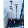 Image 1 : Snow Shovel Collection