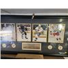 Image 1 : Wayne Gretzky Framed Artwork 42L x 22H