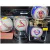Image 1 : Souvenir Baseballs Cardinals Phillies Mark McGuire Sox