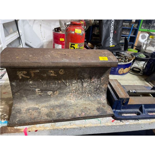 Railroad Tie & Hydraulic Jack