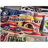 Image 1 : Vintage 1980s Sports Pennant Collection NHL Teams