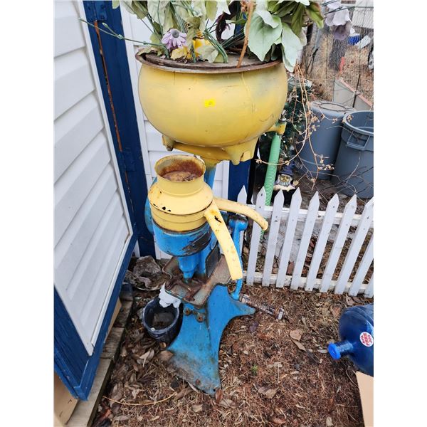 Antique Cream Seperator - Garden Decor