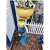 Image 1 : Antique Cream Seperator - Garden Decor