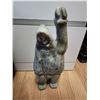 Image 1 : Inuit Jade Statue 12T