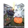Image 4 : Halloween Blow Up Yard Decorations On Display