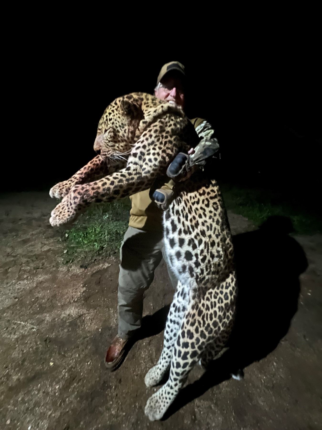 KILOMBERO NORTH: 14-Day Leopard/Buff Hunt w/RICK WARREN for One Hunter ...