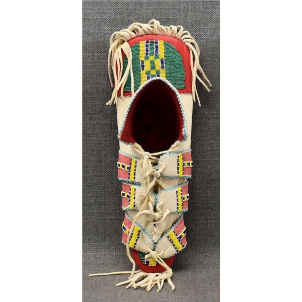 CROW INDIAN DOLL CRADLE
