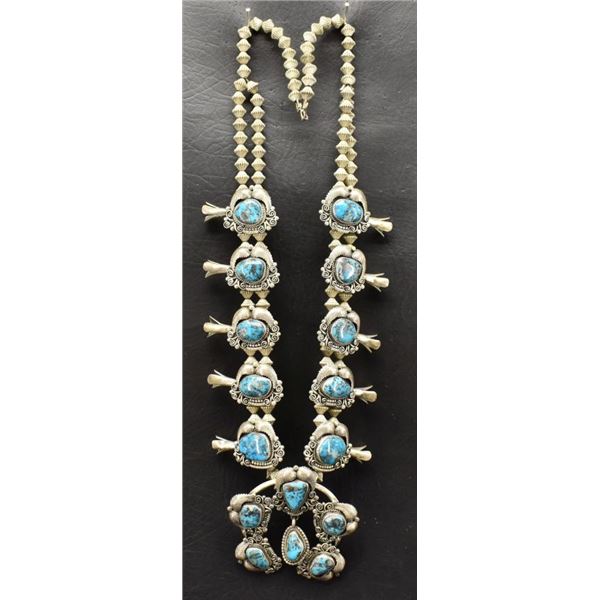 NAVAJO INDIAN NECKLACE